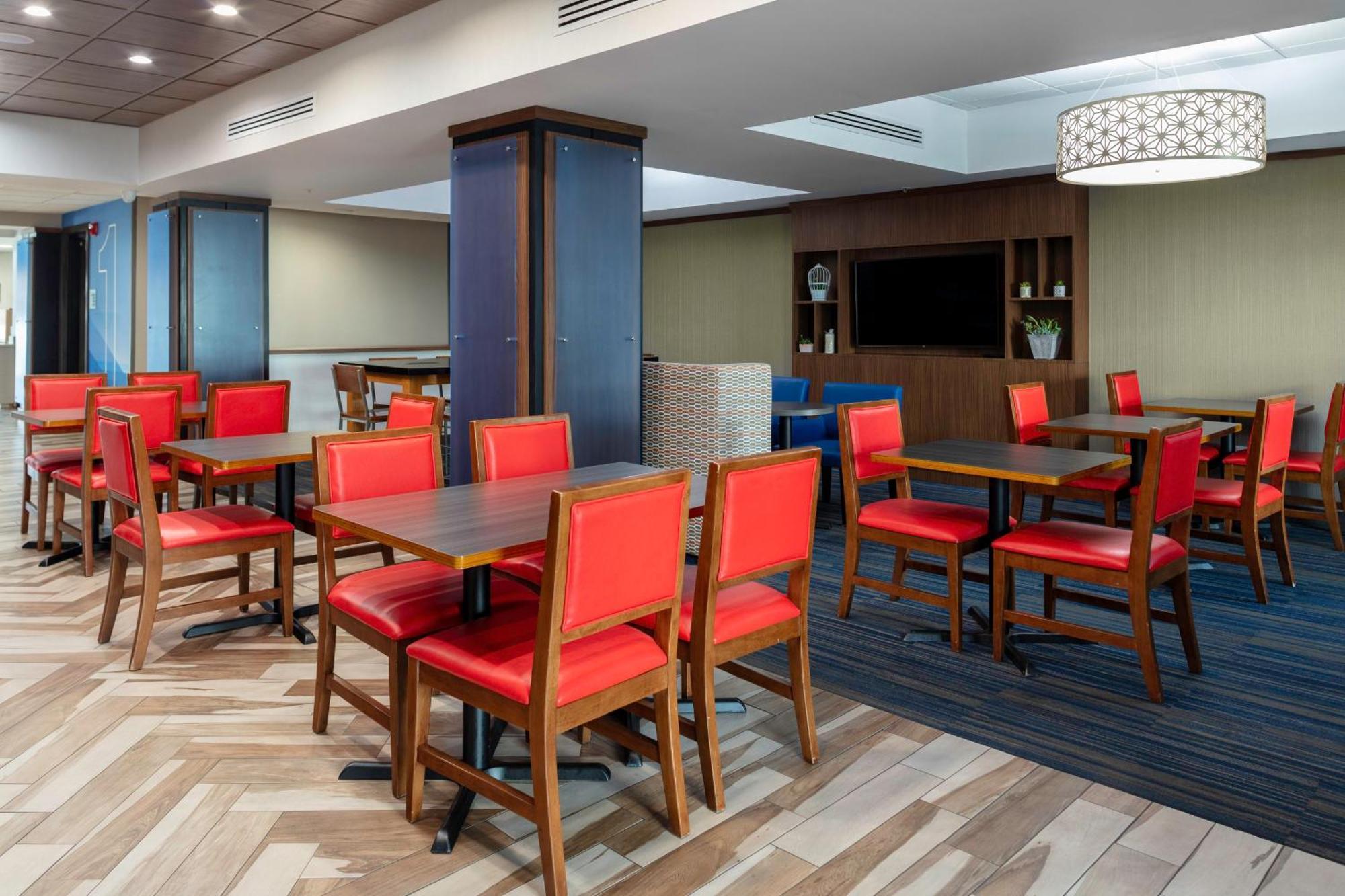 Holiday Inn Express & Suites Roanoke Rapids By Ihg Kültér fotó