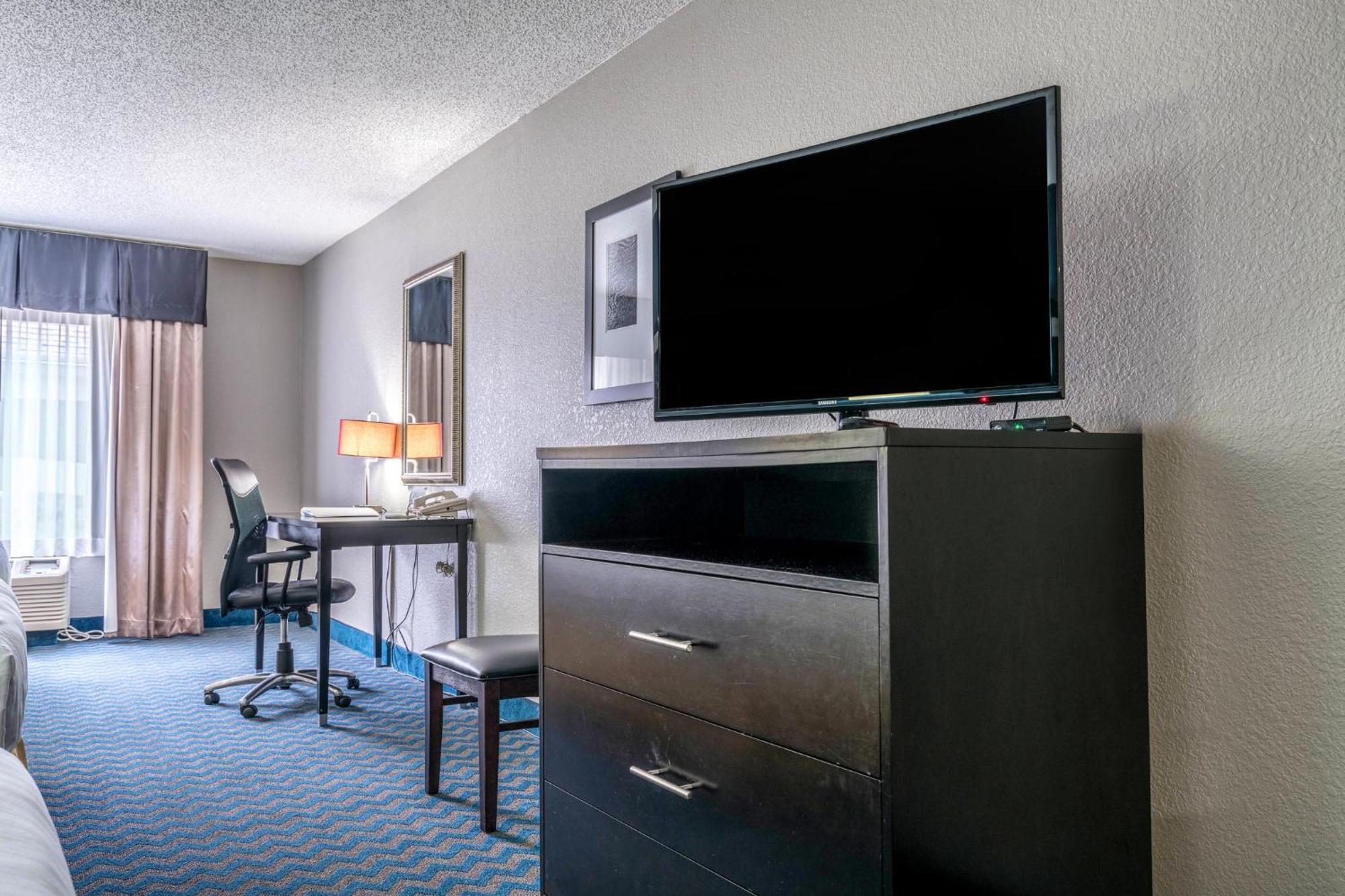 Holiday Inn Express & Suites Roanoke Rapids By Ihg Kültér fotó
