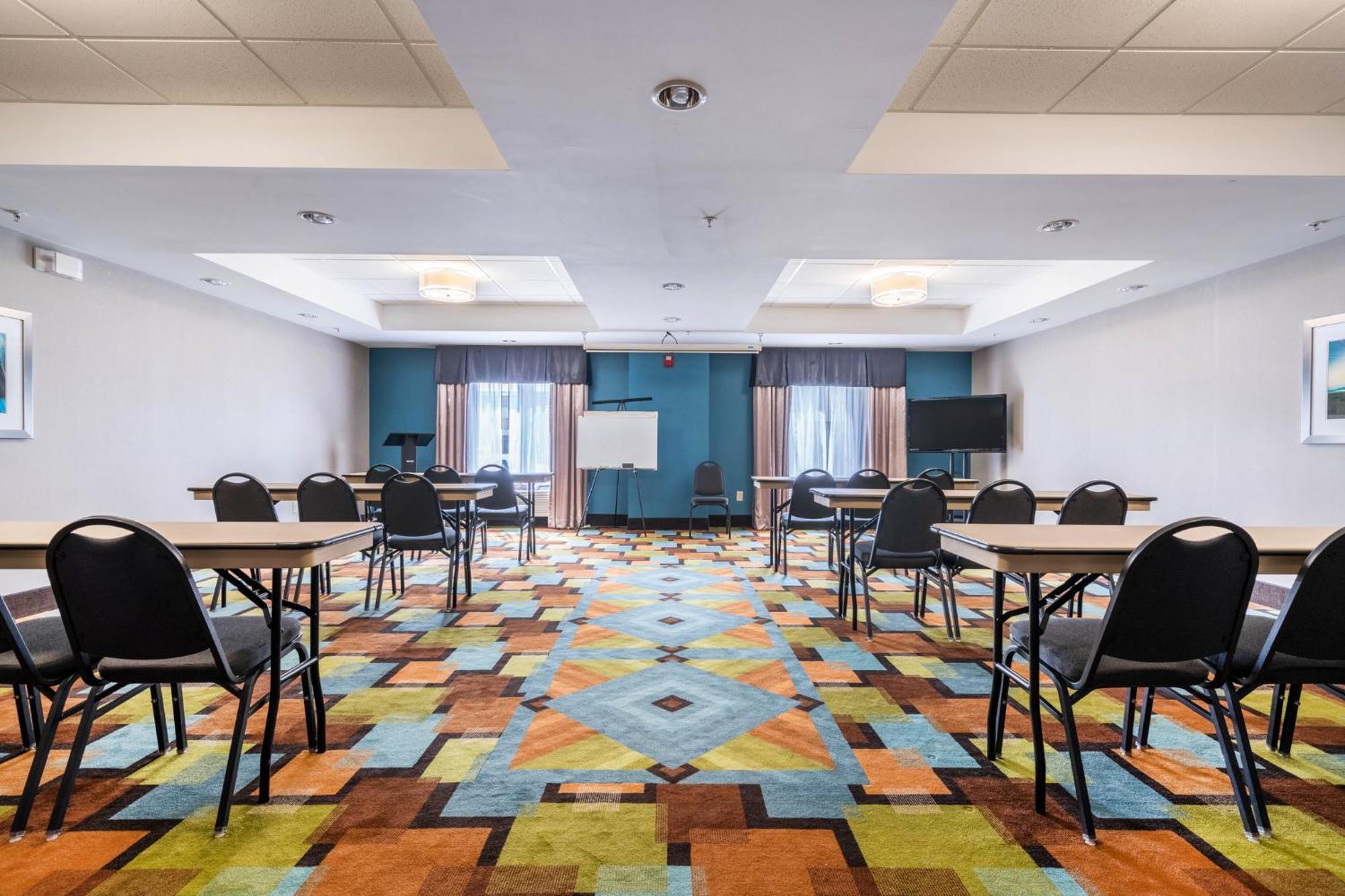Holiday Inn Express & Suites Roanoke Rapids By Ihg Kültér fotó