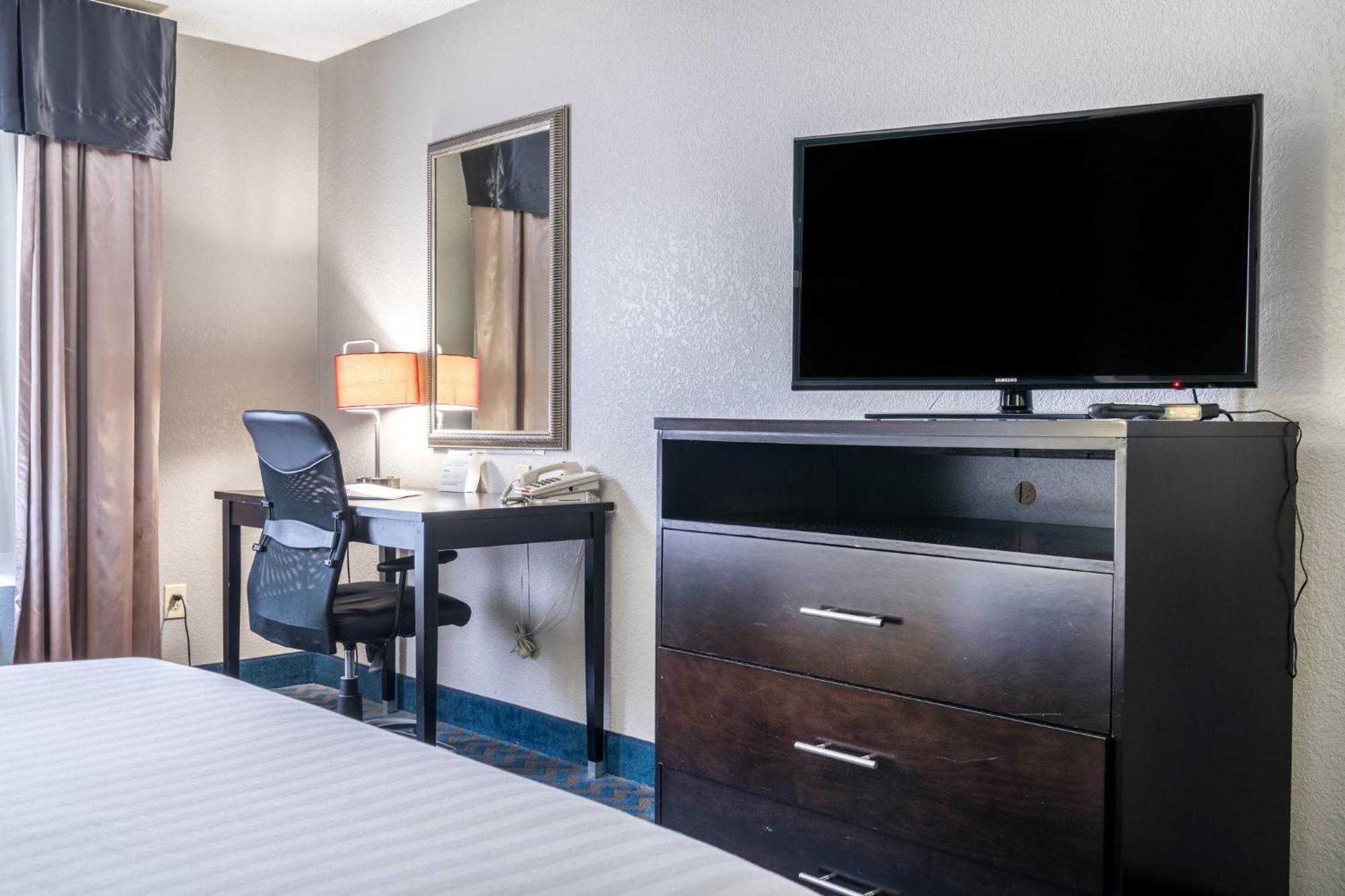 Holiday Inn Express & Suites Roanoke Rapids By Ihg Kültér fotó