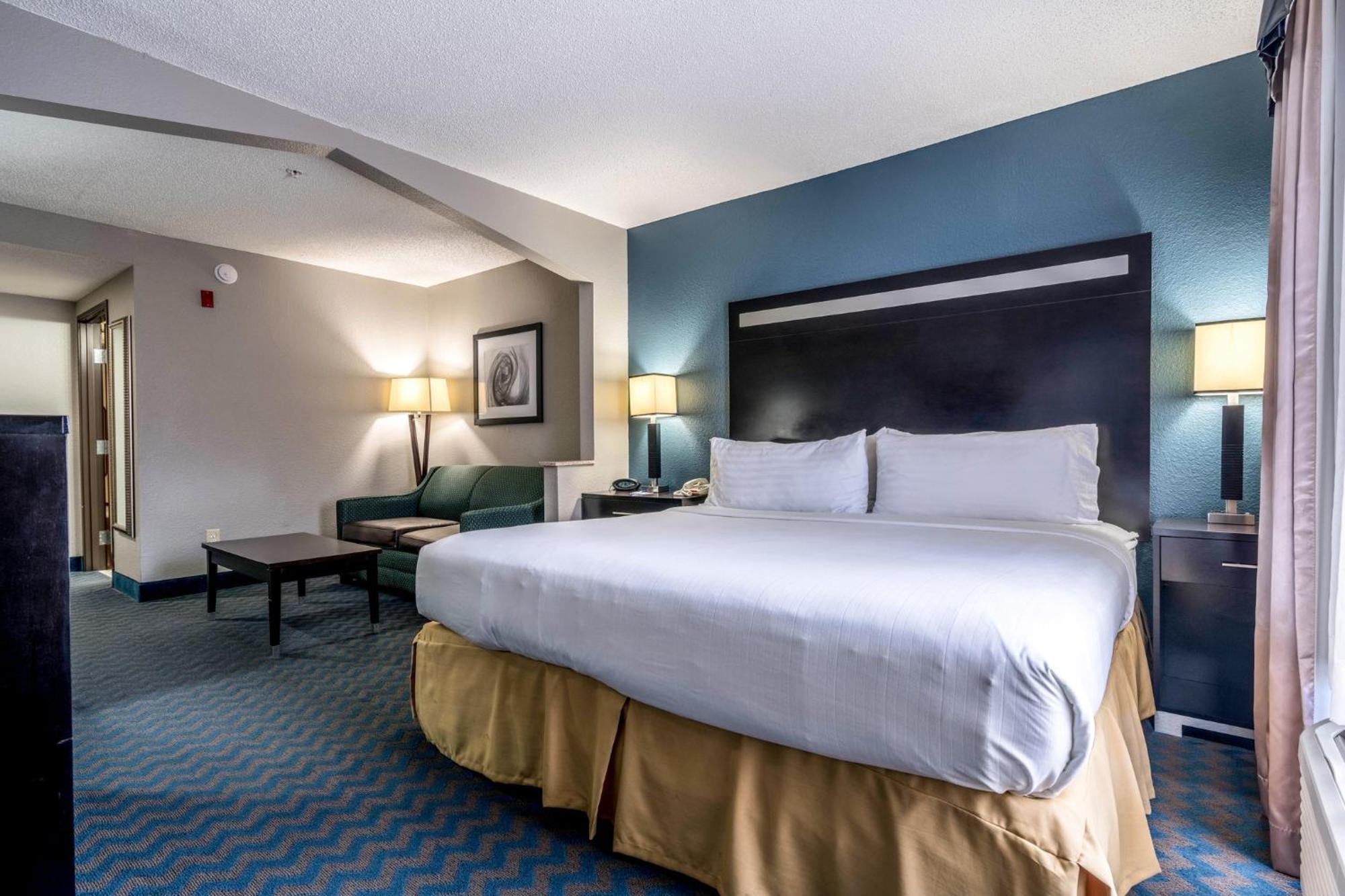 Holiday Inn Express & Suites Roanoke Rapids By Ihg Kültér fotó