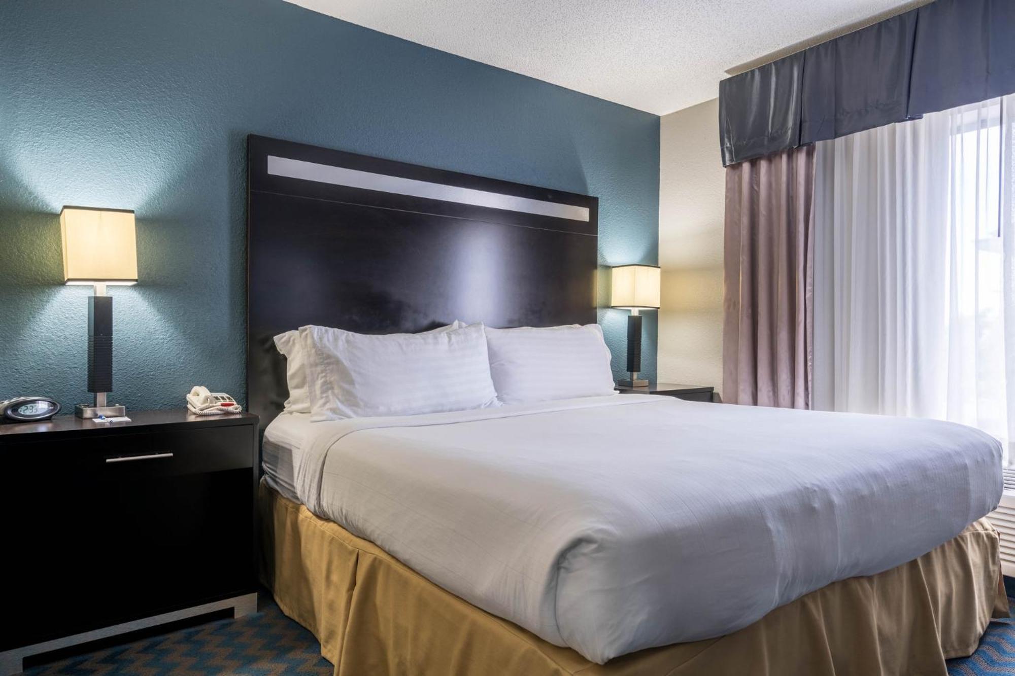 Holiday Inn Express & Suites Roanoke Rapids By Ihg Kültér fotó